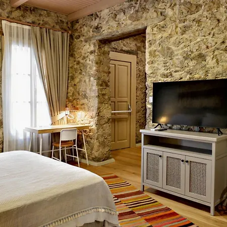Bono Old Town Aparthotel 2*