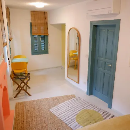 Bono Old Town Aparthotel 2*