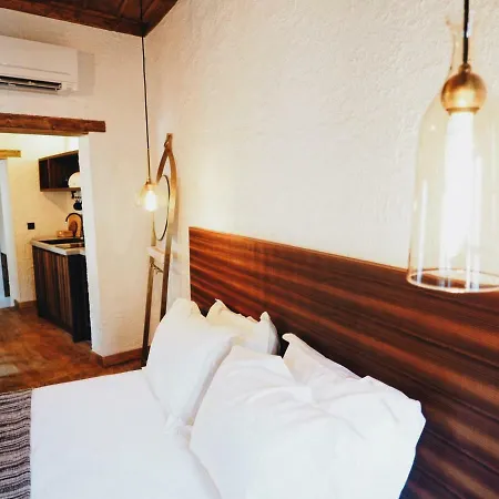 Bono Old Town Aparthotel