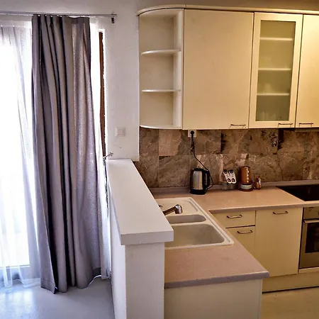 Bono Old Town Aparthotel 4*