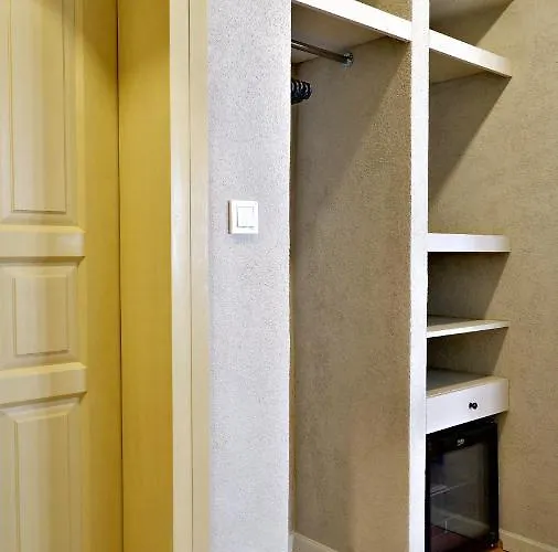 Bono Old Town アパートホテル マルマリス